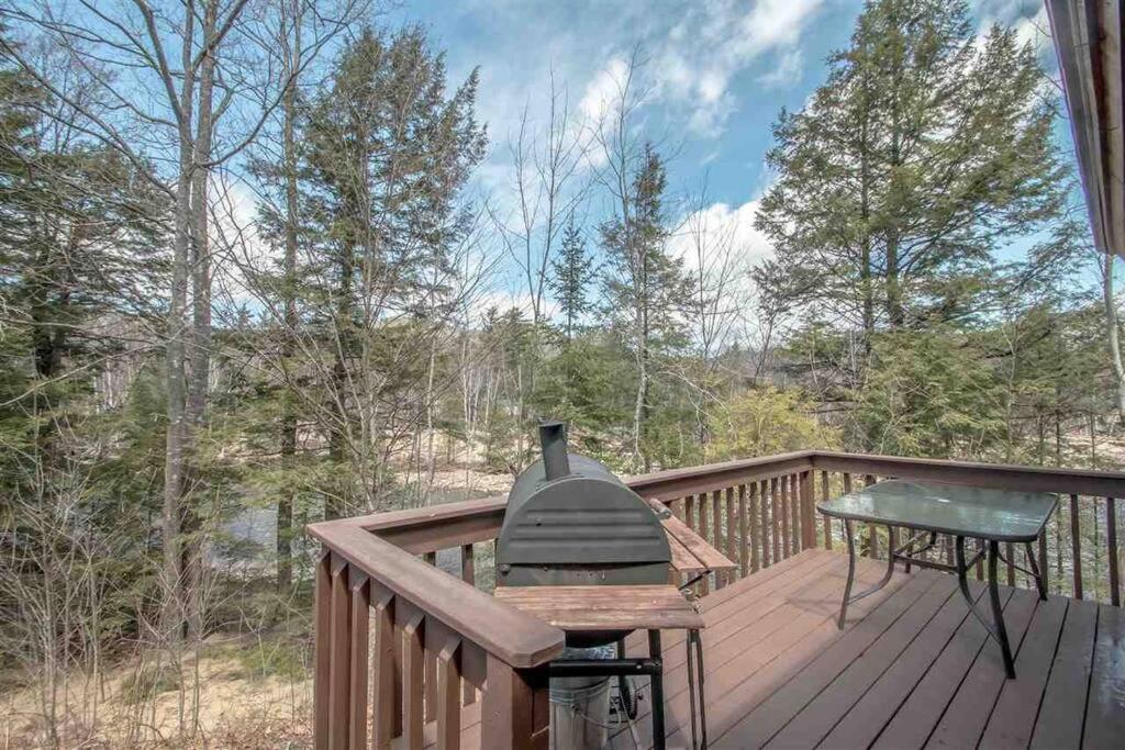 Appartamento Relaxing Riverside Retreat - Storyland, Attitash, North Conway Bartlett Esterno foto
